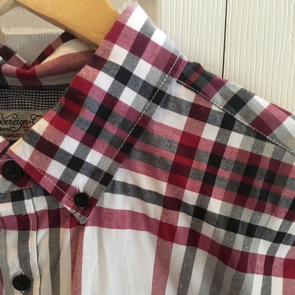 Souverign Code Plaid Red Shirt - Medium